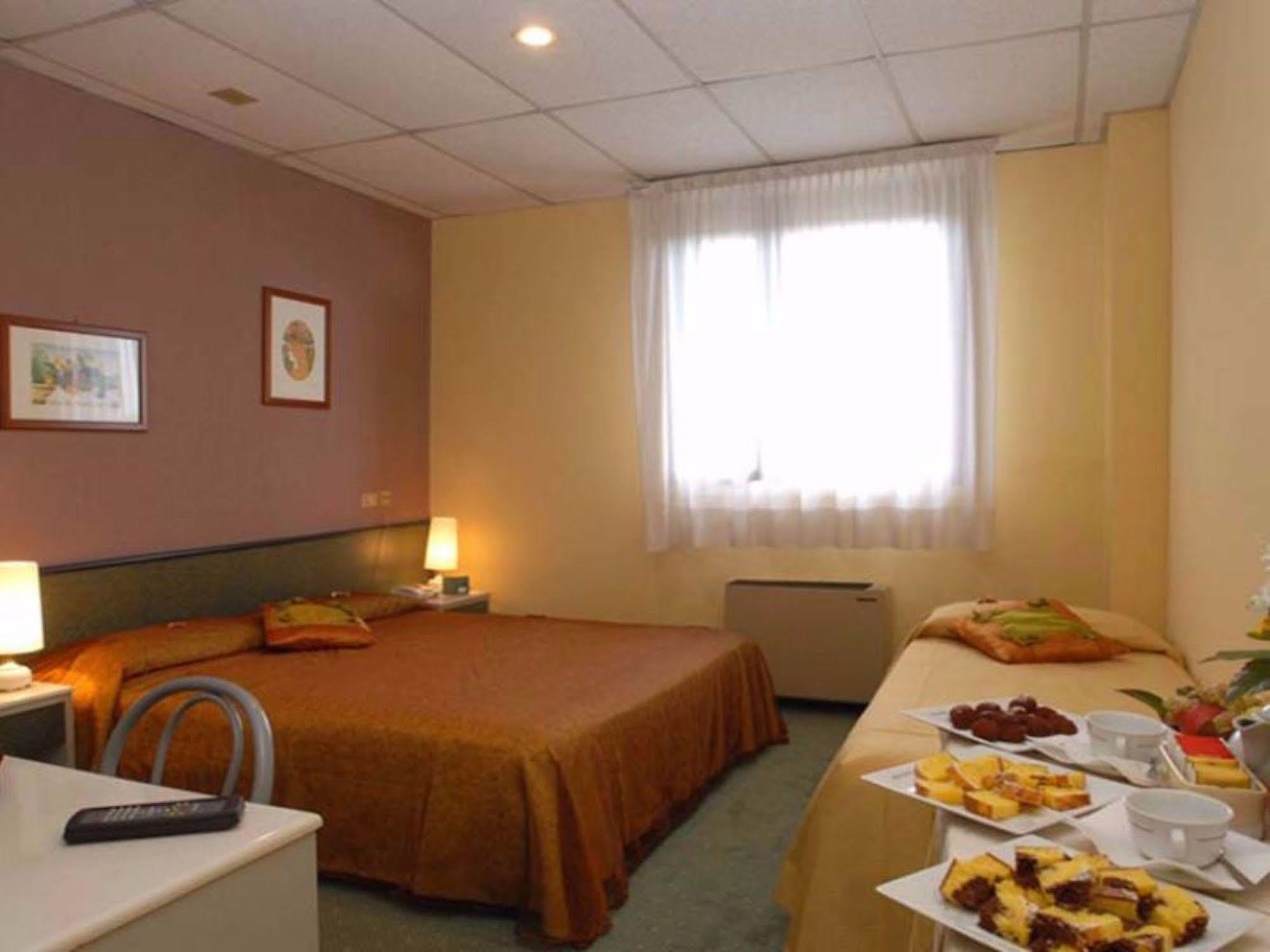 Hotel Thp Bologna Carteria di Sesto Rastignano Pokoj fotografie